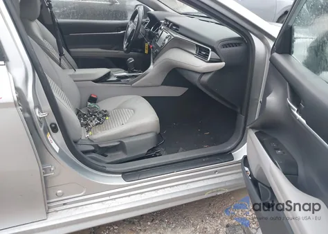 2019 Toyota Camry Se z USA, uszkodzony, nr VIN 4T1B11HK3KU753434